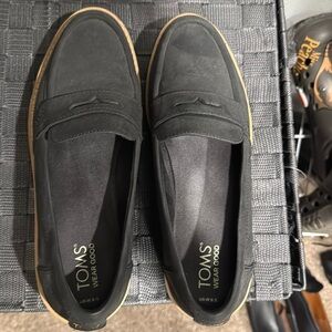 Tom’s women’s loafers
